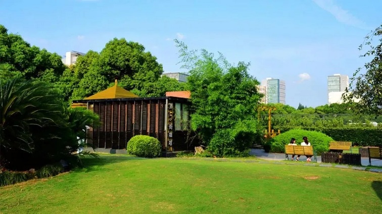 1612684348704877.jpg 4.webp.jpg